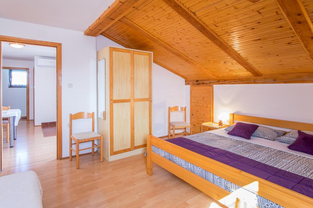 Apartments Durda Krk Town Chambre photo